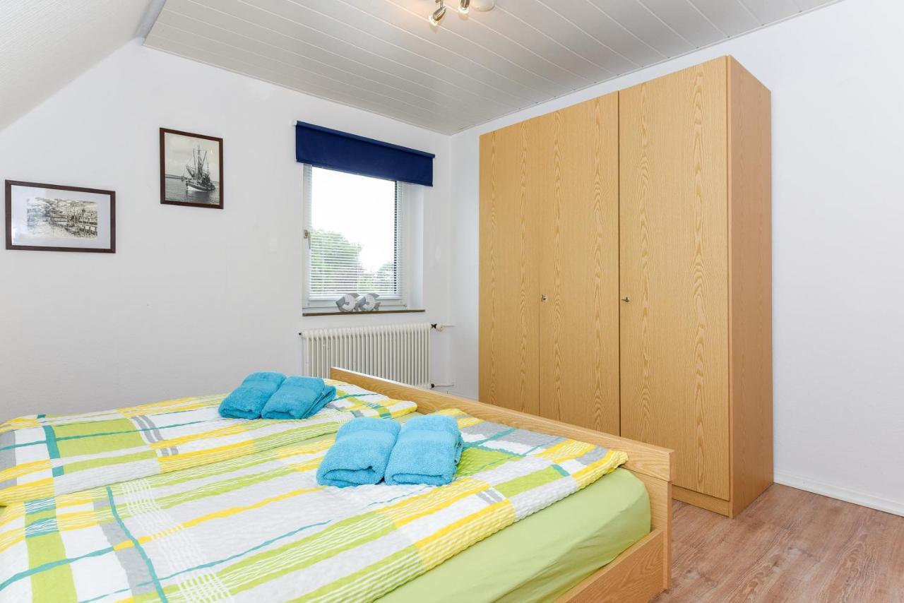 Ferienwohnungen Im Haus Waterkant Neuharlingersiel Extérieur photo