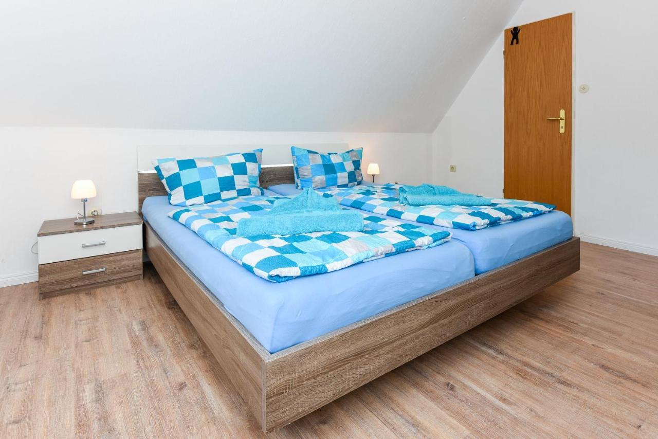 Ferienwohnungen Im Haus Waterkant Neuharlingersiel Extérieur photo