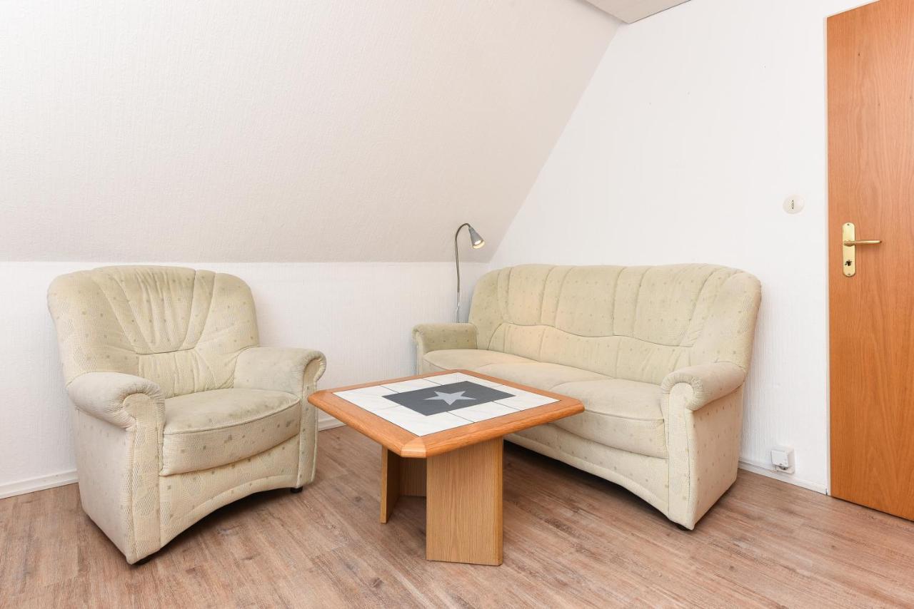Ferienwohnungen Im Haus Waterkant Neuharlingersiel Extérieur photo